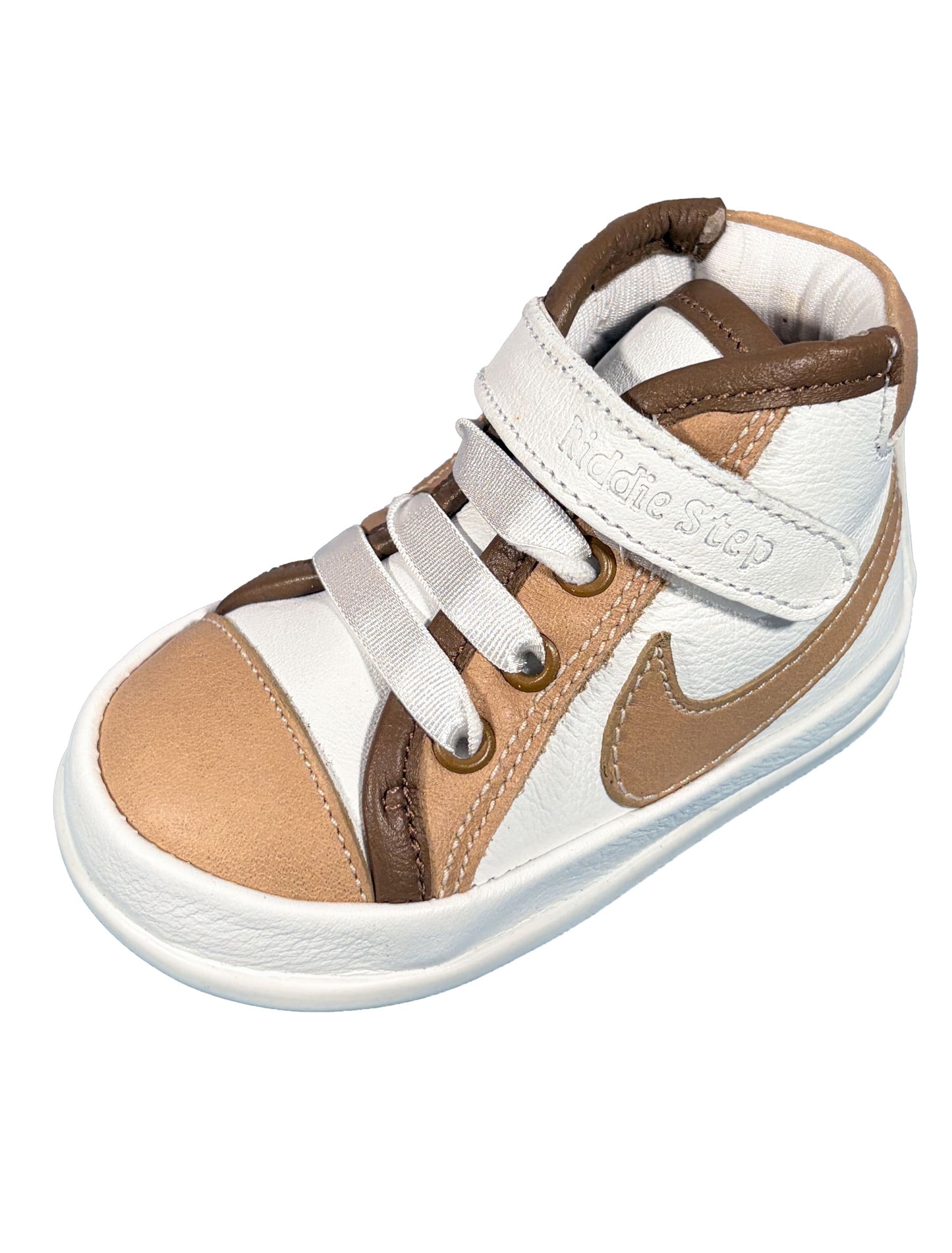 Zapato Botin Blanco con Cafe